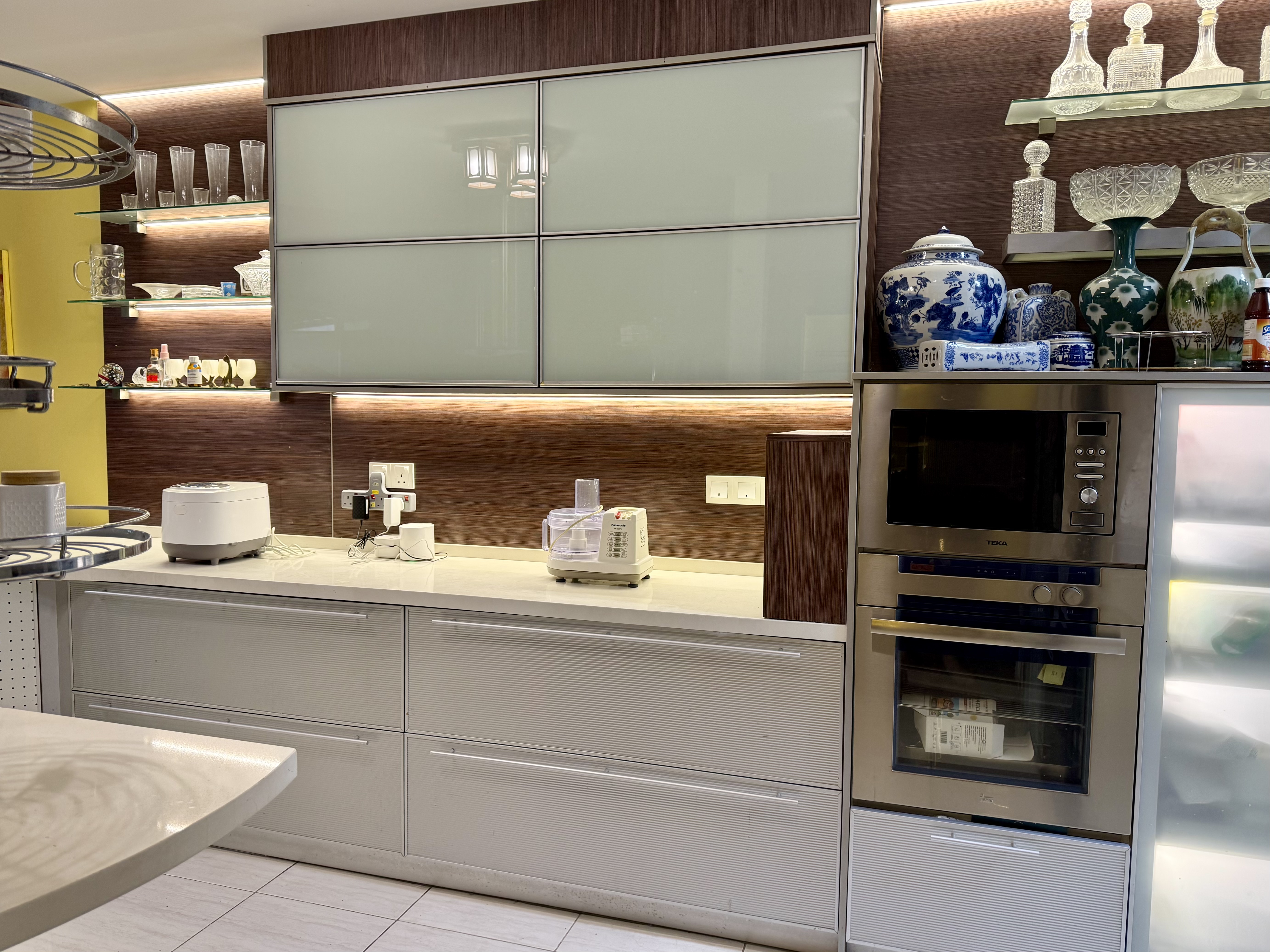 Dry Kitchen